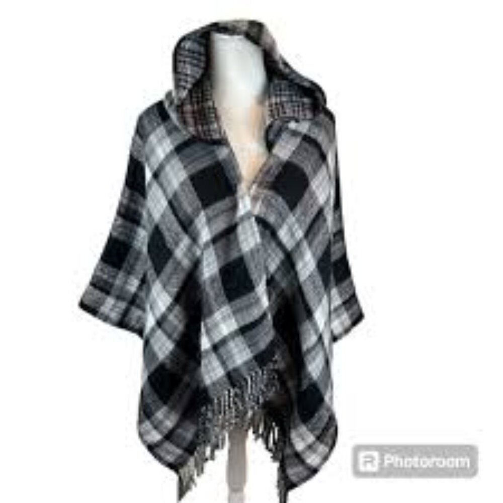 Simply Noelle Hooded Wrap Cape (Reversible/One Size)